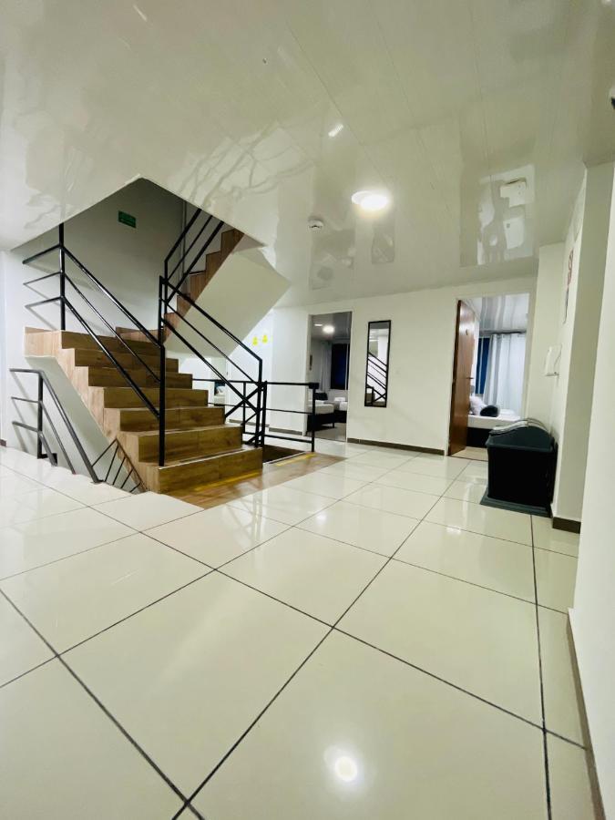 Pass, Laureles Hotel Medellin